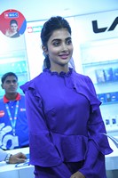Pooja Hegde Launches Samsung Galaxy Note 9 Mobile